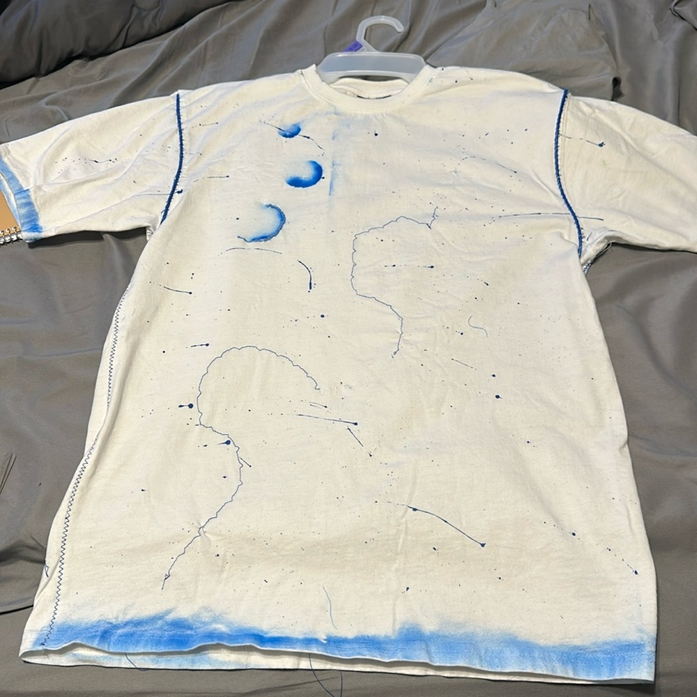 Graphic t shirt colors blue sponge print and creative freestyle  stitch